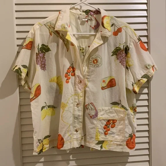 Urban Outfitters Lana Souvenir Fruit Print Short Sleeve Button Down Shirt Resort - Picture 3 of 11